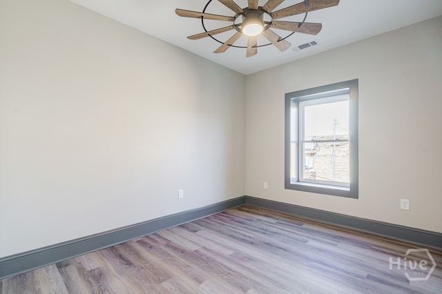 34 Depot St 23, Hartwell, GA 30643