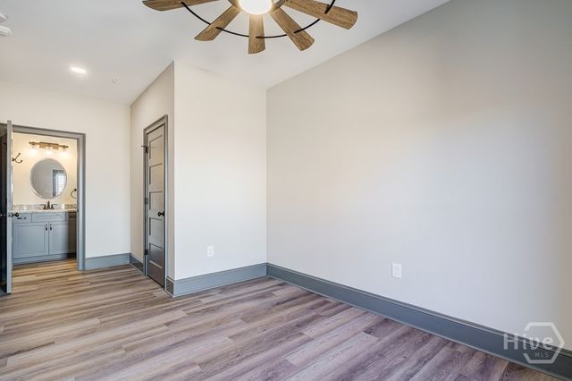 34 Depot St 23, Hartwell, GA 30643