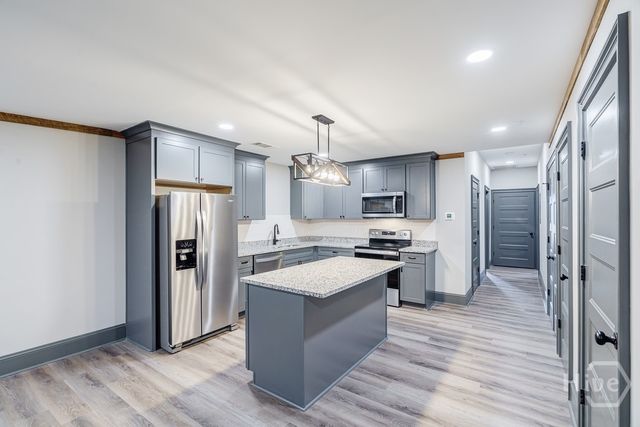 34 Depot St 23, Hartwell, GA 30643