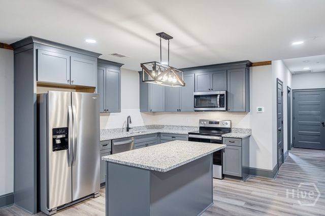 34 Depot St 23, Hartwell, GA 30643