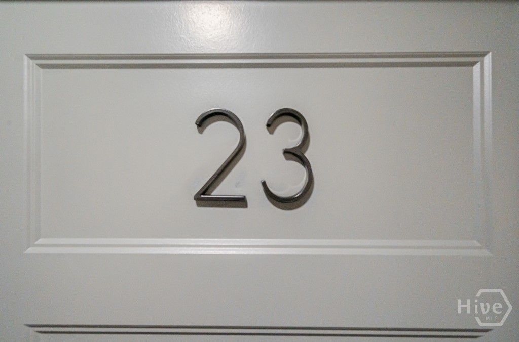 34 Depot St 23, Hartwell, GA 30643