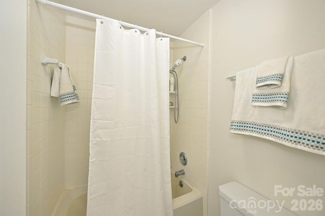 3131 Heathstead Place, Charlotte, NC 28210