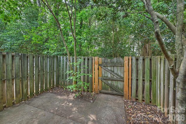 3131 Heathstead Place, Charlotte, NC 28210
