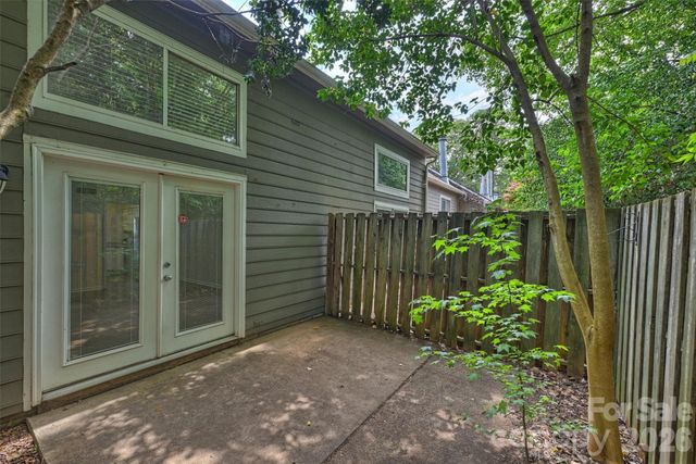 3131 Heathstead Place, Charlotte, NC 28210
