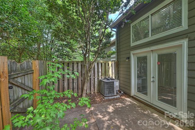 3131 Heathstead Place, Charlotte, NC 28210
