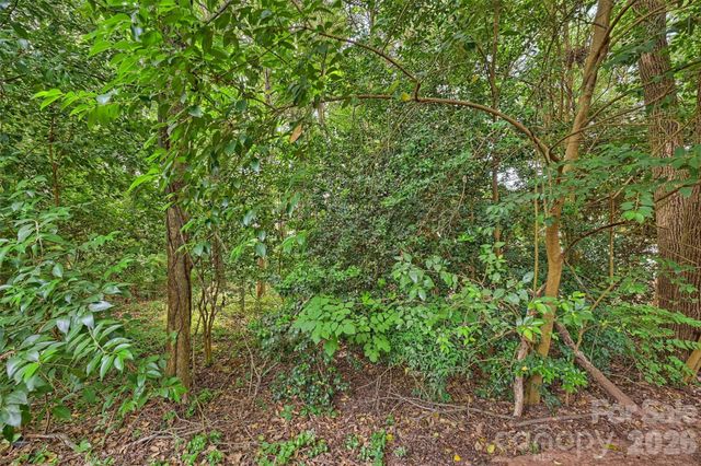 3131 Heathstead Place, Charlotte, NC 28210
