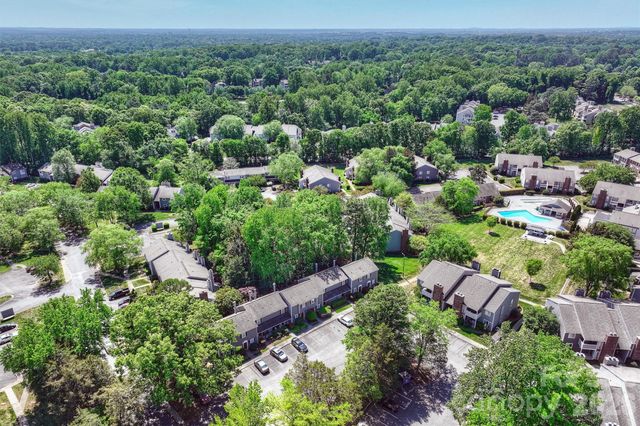 3131 Heathstead Place, Charlotte, NC 28210