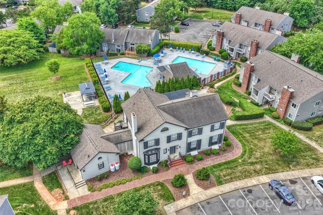 3131 Heathstead Place, Charlotte, NC 28210