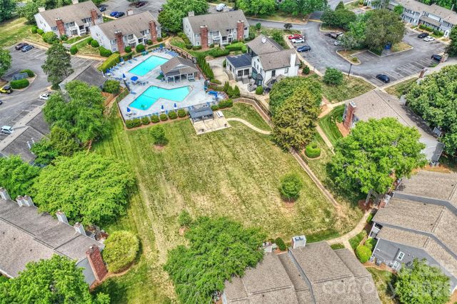 3131 Heathstead Place, Charlotte, NC 28210