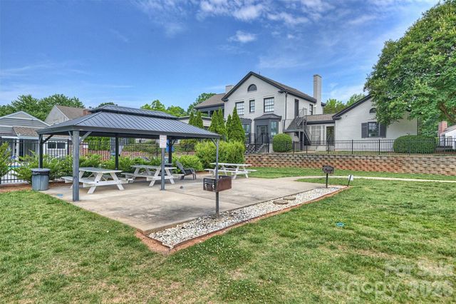 3131 Heathstead Place, Charlotte, NC 28210