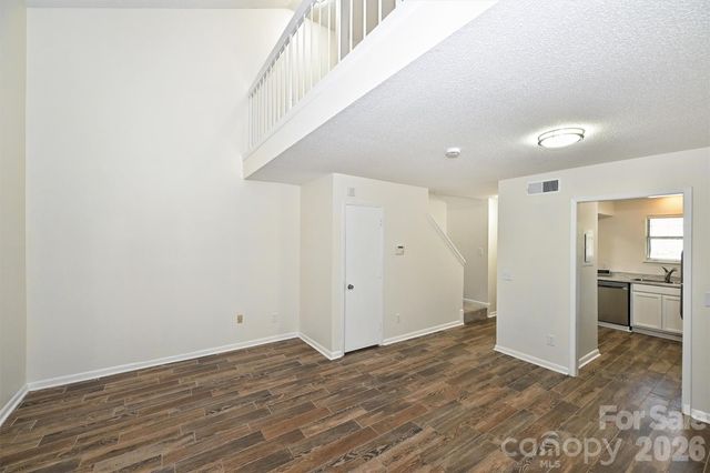 3131 Heathstead Place, Charlotte, NC 28210
