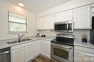 3131 Heathstead Place, Charlotte, NC 28210