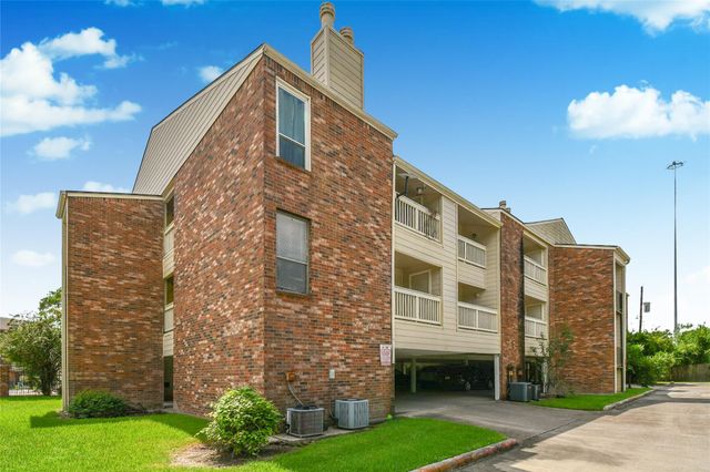 2501 Gulf Freeway 14A, Dickinson, TX 77539