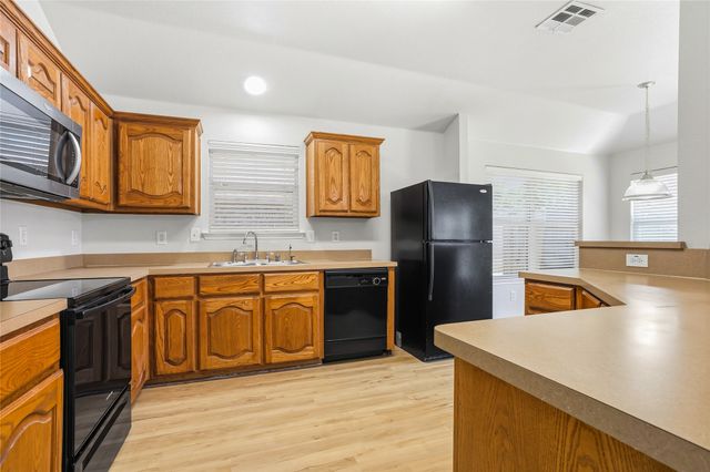 2712 Mockingbird Street, Royse City, TX 75189