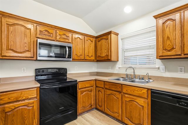 2712 Mockingbird Street, Royse City, TX 75189