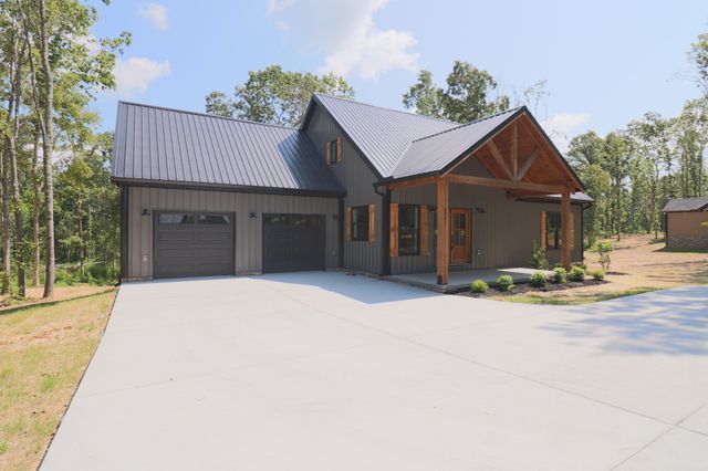 2941 Summertown Hwy, Summertown, TN 38483