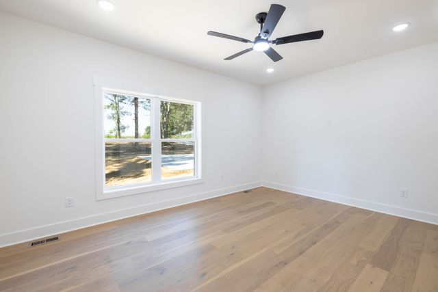 2941 Summertown Hwy, Summertown, TN 38483