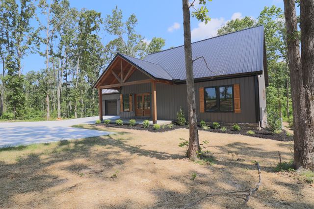 2941 Summertown Hwy, Summertown, TN 38483