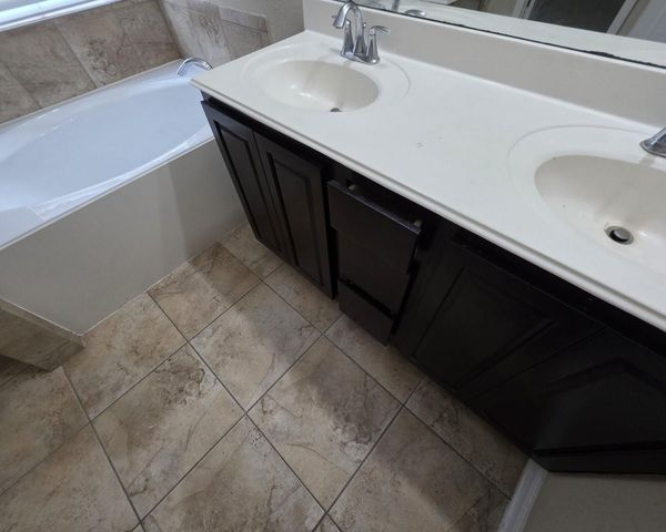 2807 Nickel Canyon Drive, Rosharon, TX 77583