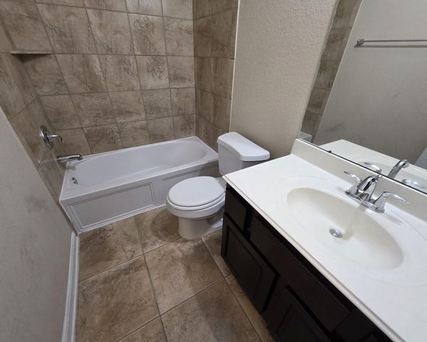 2807 Nickel Canyon Drive, Rosharon, TX 77583