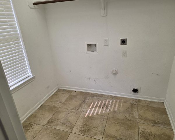 2807 Nickel Canyon Drive, Rosharon, TX 77583