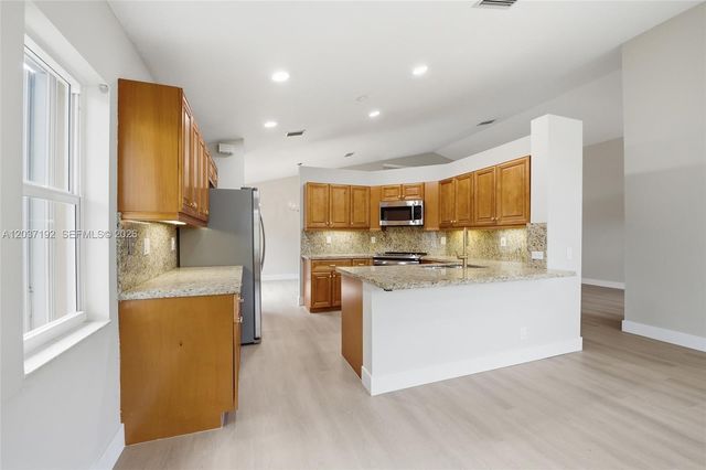 110 Cameron Court, Weston, FL 33326