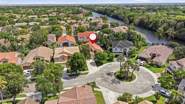 110 Cameron Court, Weston, FL 33326