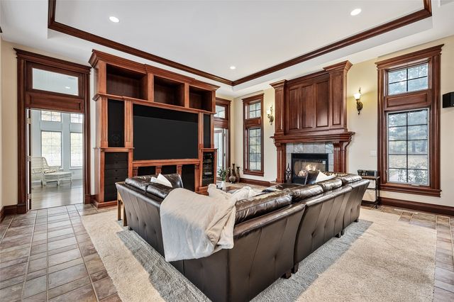 2610 Diamondwood Drive, Cedar Rapids, IA 52403