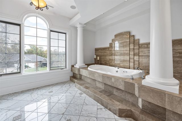 2610 Diamondwood Drive, Cedar Rapids, IA 52403