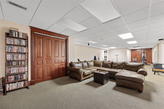 2610 Diamondwood Drive, Cedar Rapids, IA 52403
