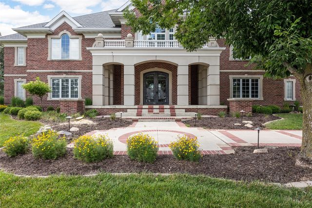 2610 Diamondwood Drive, Cedar Rapids, IA 52403