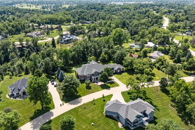 2610 Diamondwood Drive, Cedar Rapids, IA 52403