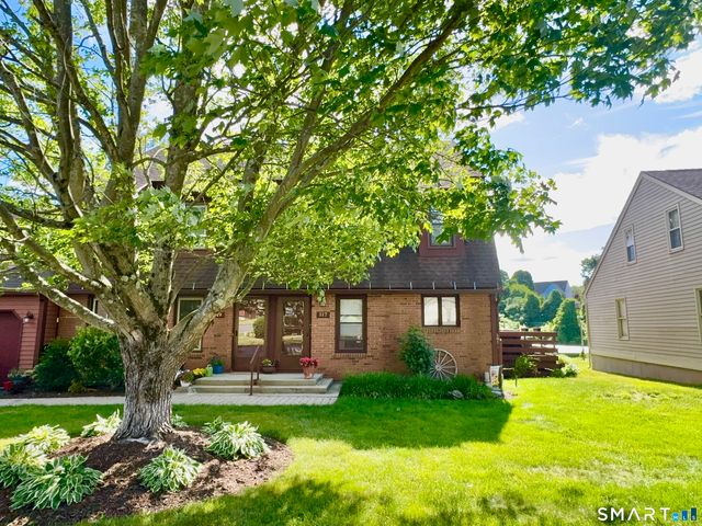 117 Colonial Hill Drive 117, Wallingford, CT 06492