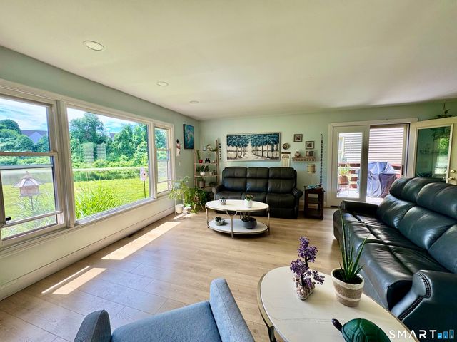 117 Colonial Hill Drive 117, Wallingford, CT 06492