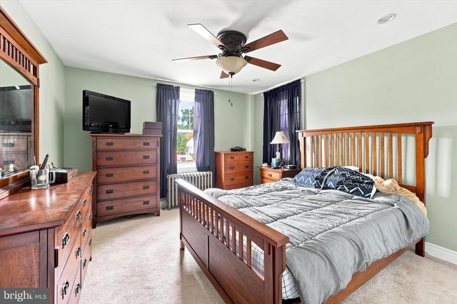 70 N WAKEFIELD RD, West Norriton, PA 19403