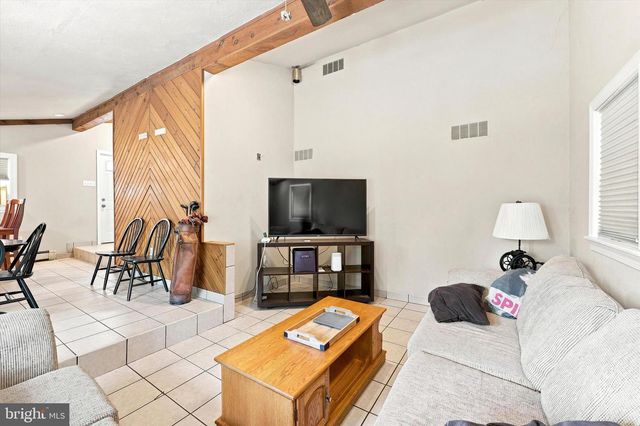 70 N WAKEFIELD RD, West Norriton, PA 19403