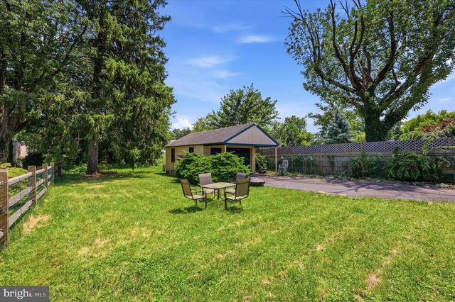 70 N WAKEFIELD RD, West Norriton, PA 19403