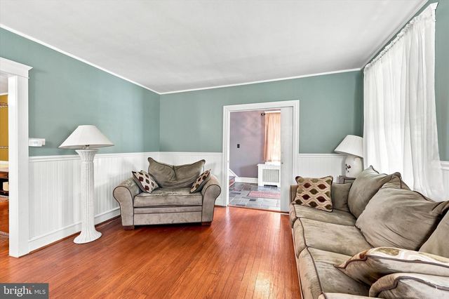 70 N WAKEFIELD RD, West Norriton, PA 19403