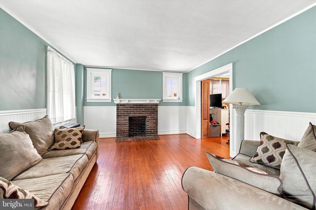 70 N WAKEFIELD RD, West Norriton, PA 19403