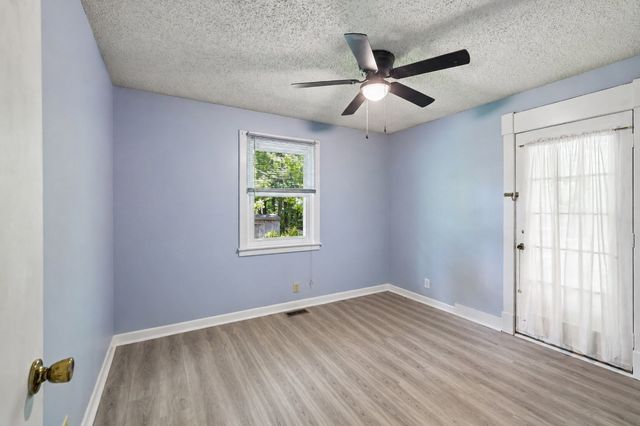 7114 Oak Tree Dr, Fairview, TN 37062