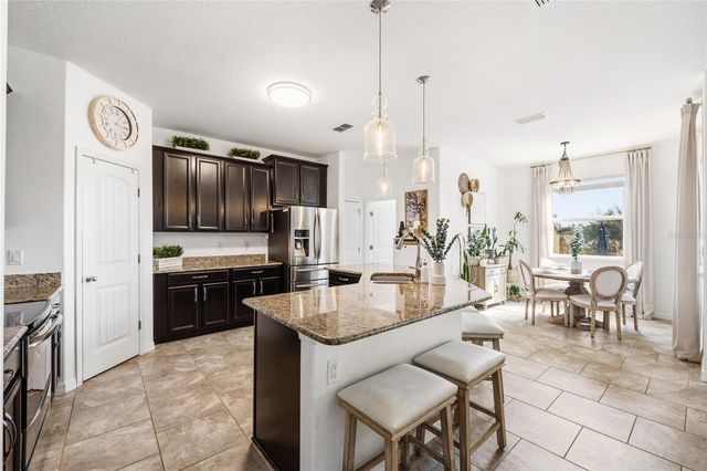 3678 CRAIGSHER DRIVE, Apopka, FL 32712