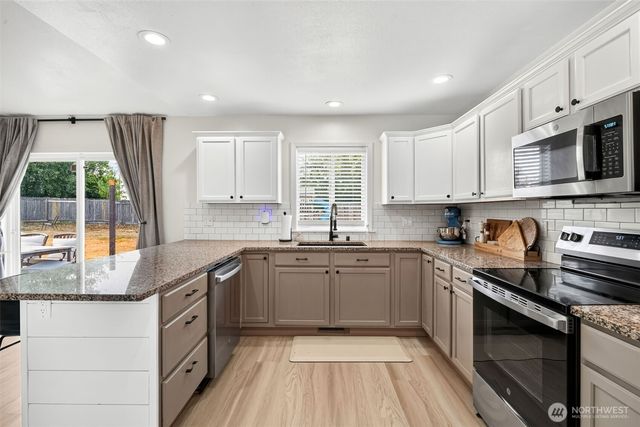 1400 Frog Hollow Lane, Tenino, WA 98589