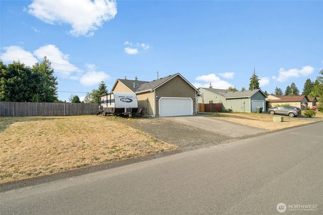 1400 Frog Hollow Lane, Tenino, WA 98589