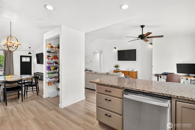 1400 Frog Hollow Lane, Tenino, WA 98589