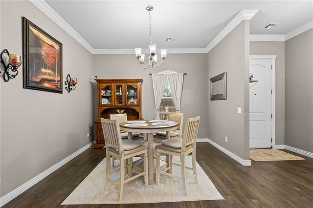 12424 Wildwood Drive, Rogers, AR 72756