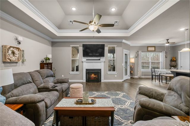 12424 Wildwood Drive, Rogers, AR 72756