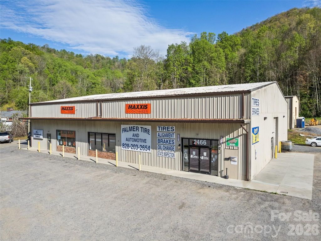 2466 Dellwood Road, Waynesville, NC 28786