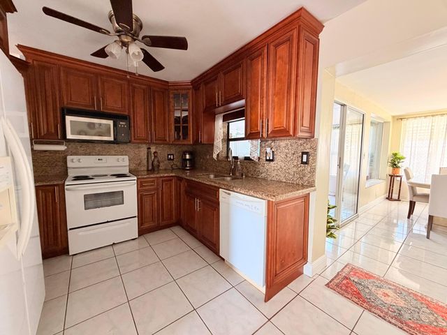 1014 SE 4th Court, Deerfield Beach, FL 33441