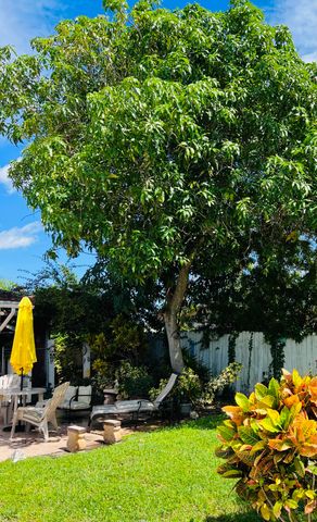 1014 SE 4th Court, Deerfield Beach, FL 33441