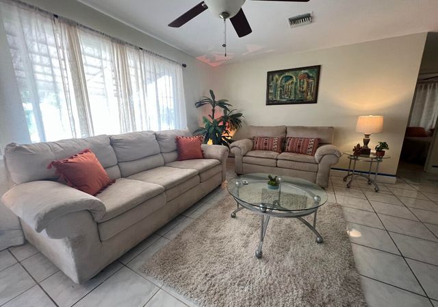 1014 SE 4th Court, Deerfield Beach, FL 33441